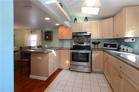 22 Third School St, Bristol, RI 02809 photo 13