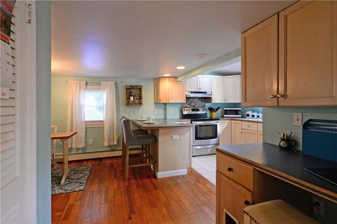 22 Third School St, Bristol, RI 02809 photo 15