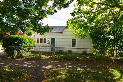 22 Third School St, Bristol, RI 02809 photo 1