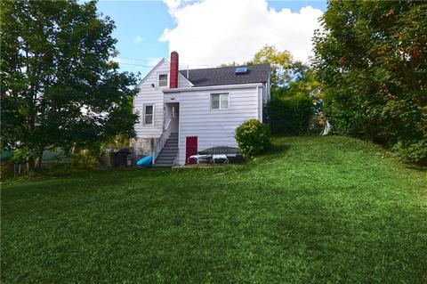 22 Third School St, Bristol, RI 02809 photo 6