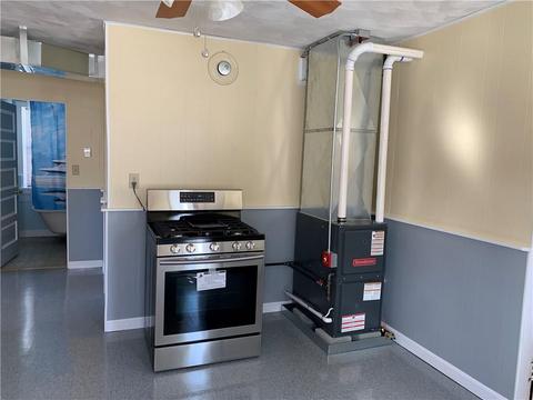 219 Crawford St, Woonsocket, RI 02895 photo 8