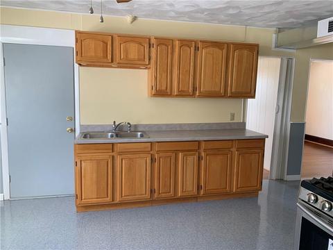 219 Crawford St, Woonsocket, RI 02895 photo 6