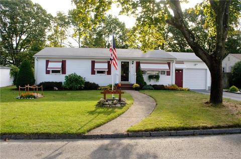 34 Corona Ct, Warwick, RI 02886 photo 1