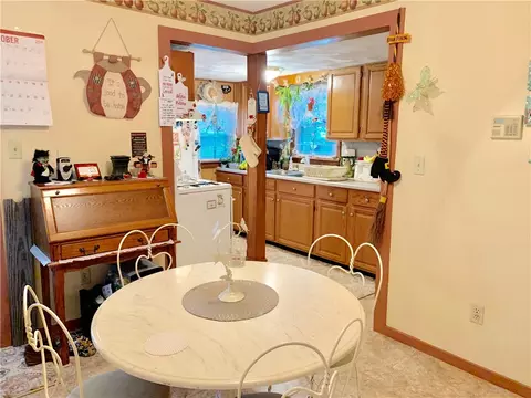754 Grove St, Woonsocket, RI 02895 photo 4