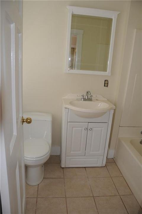 73 Pierce St, Westerly, RI 02891 photo 10