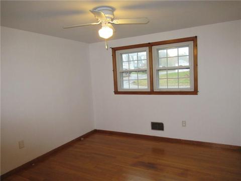 1 View Ave, Warwick, RI 02886 photo 12