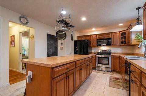 1883 Snake Hill Rd, Glocester, RI 02814 photo 7