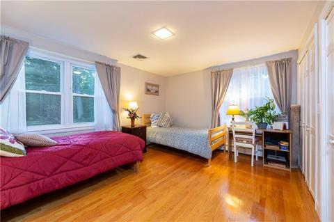 115 Apple Tree Ln, Warwick, RI 02888 photo 18