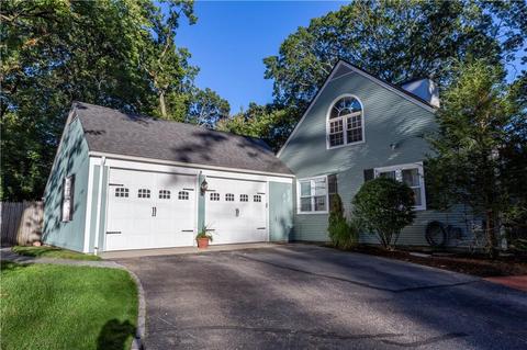 115 Apple Tree Ln, Warwick, RI 02888 photo 6