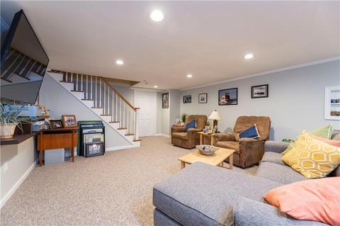 115 Apple Tree Ln, Warwick, RI 02888 photo 26