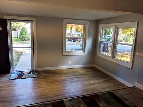 19 Abbott Ave, Warwick, RI 02886 photo 4