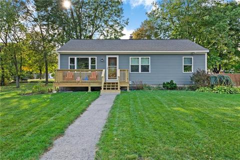 399 Lydia Ave, Woonsocket, RI 02895 photo 1