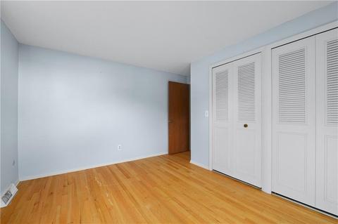 106 Grandview Ave, Woonsocket, RI 02895 photo 21