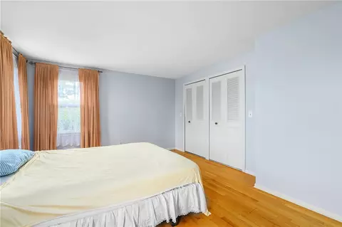 106 Grandview Ave, Woonsocket, RI 02895 photo 20