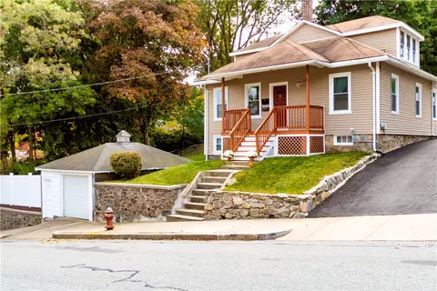 787 Bernon St, Woonsocket, RI 02895 photo 25
