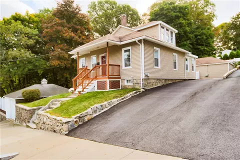 787 Bernon St, Woonsocket, RI 02895 photo 27