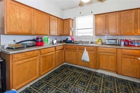 241 Park Ave, Woonsocket, RI 02895 photo 5
