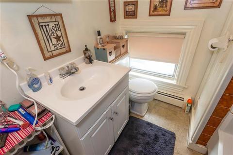 241 Park Ave, Woonsocket, RI 02895 photo 18