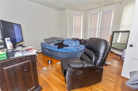 241 Park Ave, Woonsocket, RI 02895 photo 9
