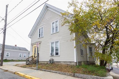 241 Park Ave, Woonsocket, RI 02895 photo 1