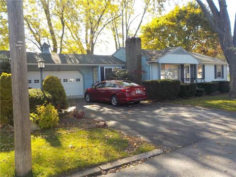 63 Nimitz Rd, Woonsocket, RI 02895 photo 1