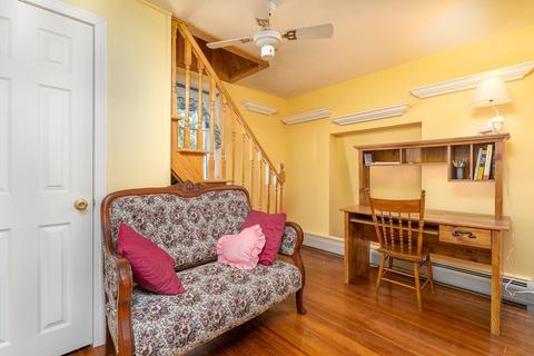 45 Brinton Ave, Warwick, RI 02889 photo 17