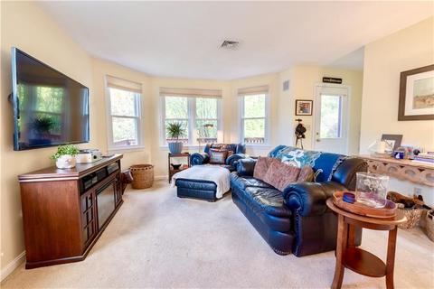 1103 Brookhaven Ln, Woonsocket, RI 02895 photo 4