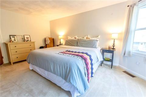 1103 Brookhaven Ln, Woonsocket, RI 02895 photo 8