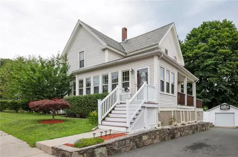 84 Vine St, Woonsocket, RI 02895 photo 26