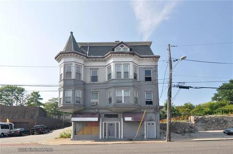 42 Blackstone St, Woonsocket, RI 02895 photo 2