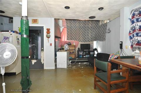 42 Blackstone St, Woonsocket, RI 02895 photo 9