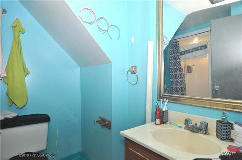 42 Blackstone St, Woonsocket, RI 02895 photo 6