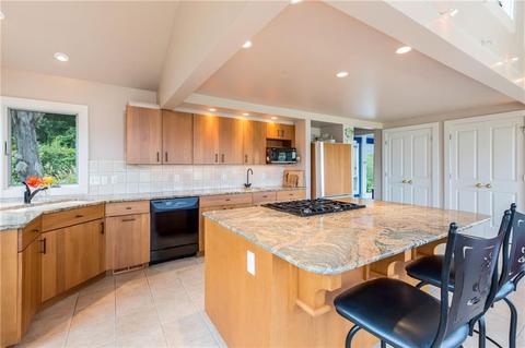 30 Williams Ave, Westerly, RI 02891 photo 13