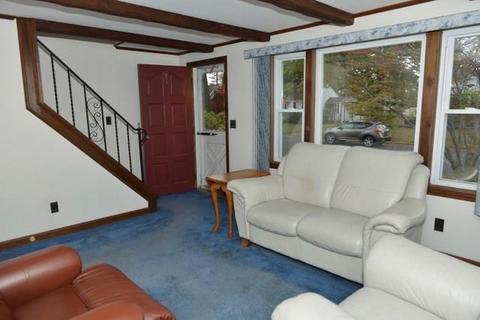 63 Grotto Ave, Warwick, RI 02888 photo 13