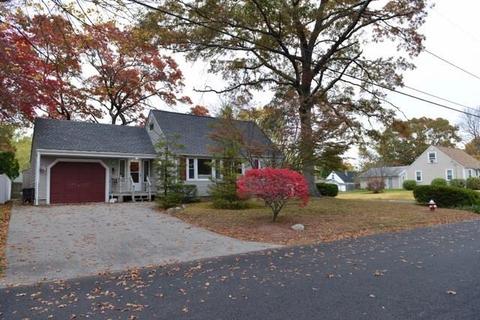 63 Grotto Ave, Warwick, RI 02888 photo 3