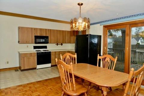 63 Grotto Ave, Warwick, RI 02888 photo 8