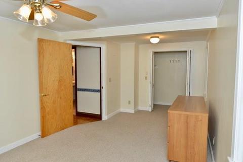 63 Grotto Ave, Warwick, RI 02888 photo 18