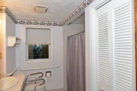 63 Grotto Ave, Warwick, RI 02888 photo 21