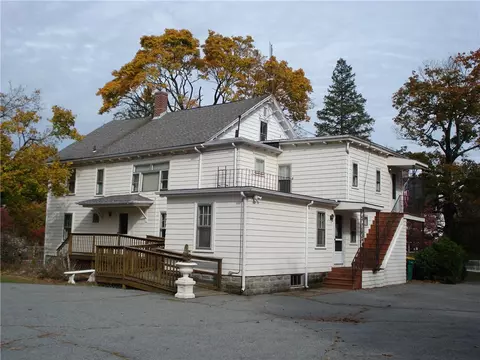 99 Providence St, Woonsocket, RI 02895 photo 10