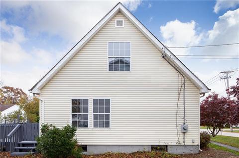 20 Ledward Ave, Westerly, RI 02891 photo 7