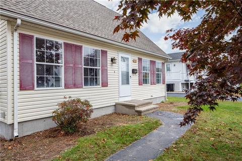 20 Ledward Ave, Westerly, RI 02891 photo 4
