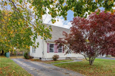 20 Ledward Ave, Westerly, RI 02891 photo 5