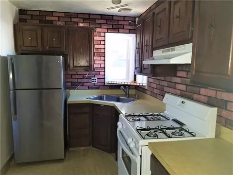 655 Main Ave, Warwick, RI 02886 photo 16