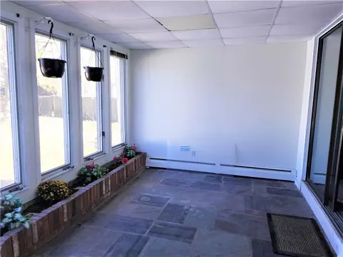 655 Main Ave, Warwick, RI 02886 photo 26