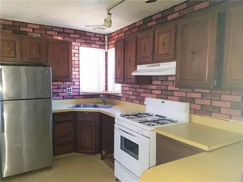 655 Main Ave, Warwick, RI 02886 photo 15