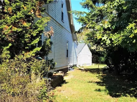 655 Main Ave, Warwick, RI 02886 photo 4