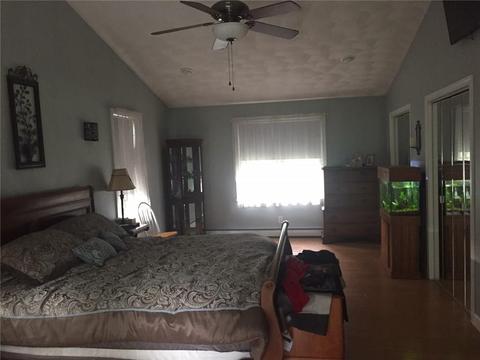 4 Edison St, Warwick, RI 02889 photo 6