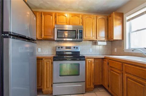 66 Richelieu St, Woonsocket, RI 02895 photo 6