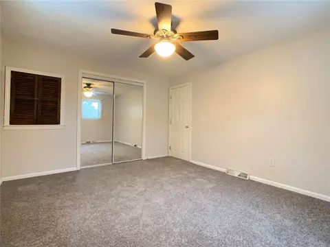 54 Custer St, Warwick, RI 02889 photo 9