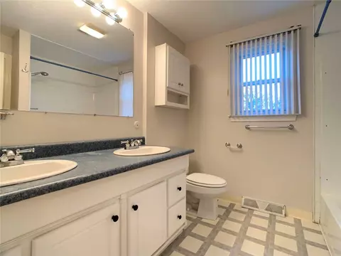 54 Custer St, Warwick, RI 02889 photo 10